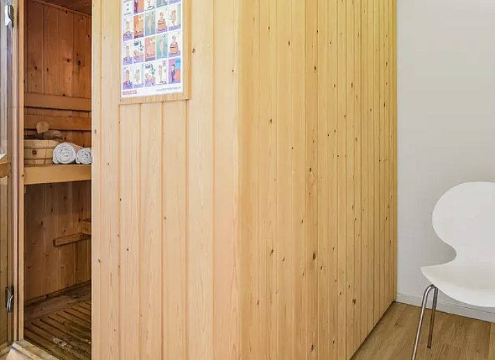 Guest house 210199 - Bungalow Oostelijk Flevoland - Waterparc Veluwemeer | 8-persoons villa | 8EL2