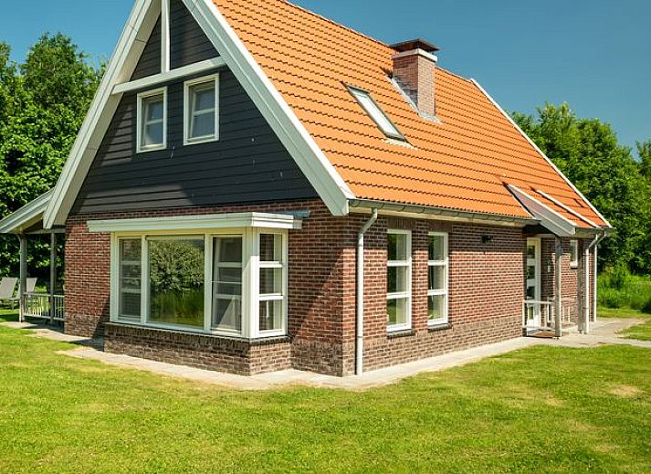 Guest house 210199 - Bungalow Oostelijk Flevoland - Waterparc Veluwemeer | 8-persoons villa | 8EL2