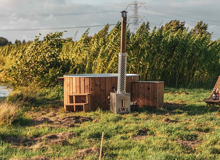 Guest house 210520 - Holiday property Oostelijk Flevoland - Zeecontainer met sanitair