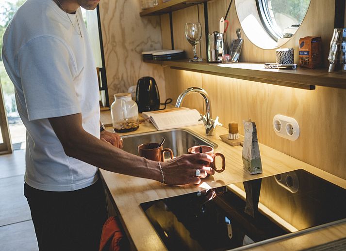 Guest house 2202104 - Holiday property Zuidelijk Flevoland - Wikkelhouse met Ligbad