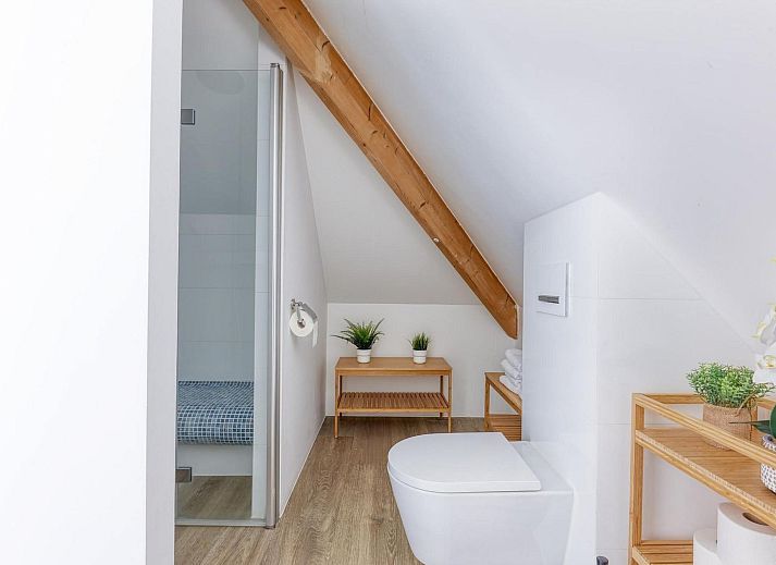 Guest house 2202154 - Holiday property Zuidelijk Flevoland - Vakantiehuis De Glamping - Villa met slaaplodge & wellness