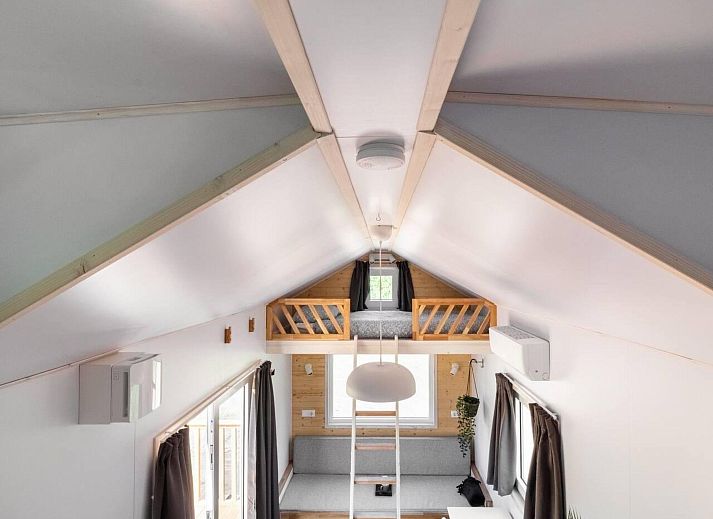 Verblijf 2202156 - Vakantiewoning Zuidelijk Flevoland - Vakantiehuis De Glamping - Gele Tiny House | 5p