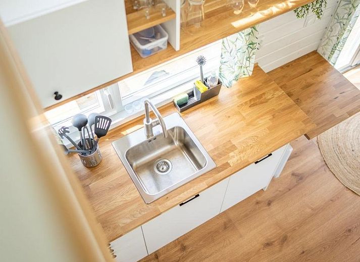 Verblijf 2202167 - Vakantiewoning Zuidelijk Flevoland - Vakantiehuis De Glamping - Groene Tiny House | 6p
