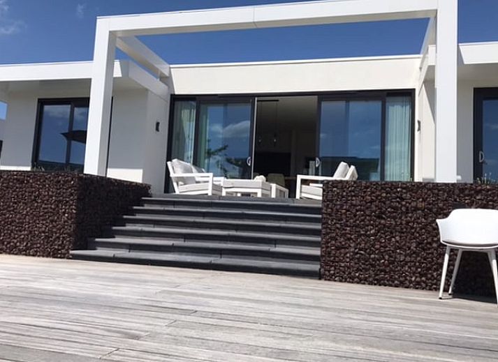 Gemuetliche Sitzecke im Ferienhaus in Zeewolde, Sued-Flevoland.