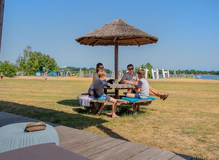 Guest house 220274 - Chalet Zuidelijk Flevoland - Chalet Strandzicht