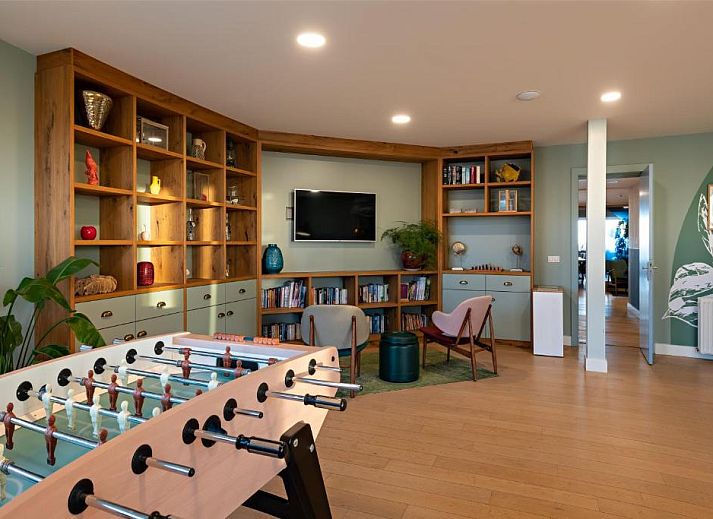 Stylish bathroom facilities at Stayokay Hostel Terschelling, West Terschelling, Wadden Islands.
