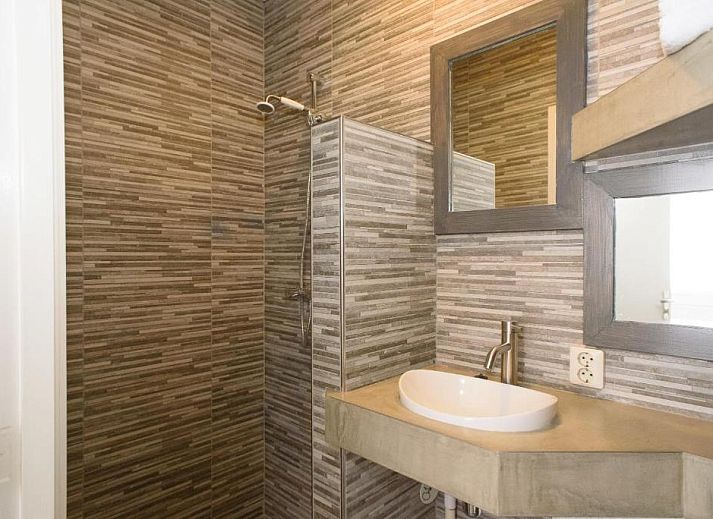 Stijlvolle kamer in Hotel Buren, vakantiewoning op de Waddeneilanden