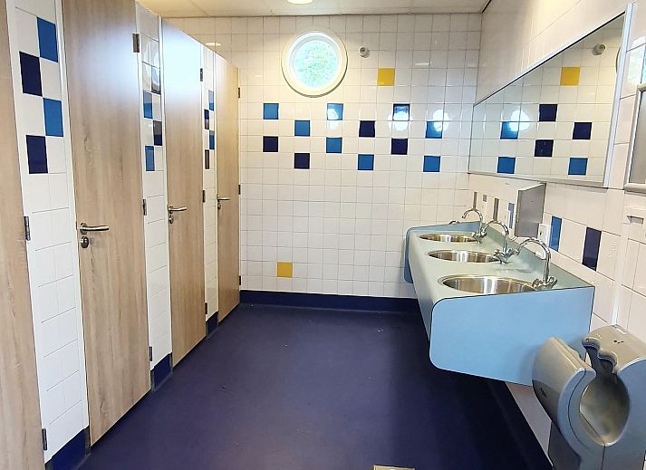 Verblijf 220347 - Vakantiewoning Zuidelijk Flevoland - Tiny Wagon two-person (Nr 7-10),by the water