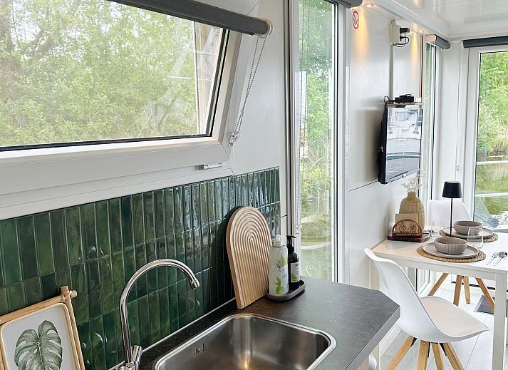 Verblijf 220348 - Boot Zuidelijk Flevoland - Havenlodge with roof terrace and balcony (4-6 pers) Almere
