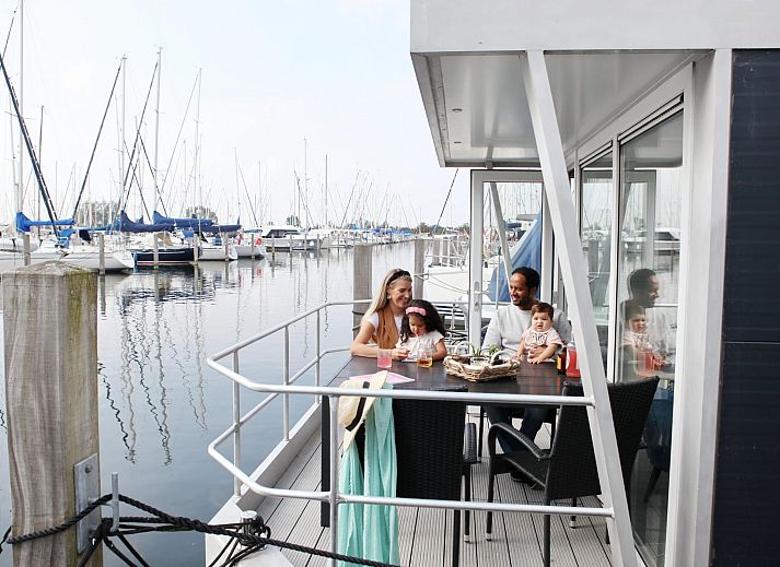 Verblijf 220348 - Boot Zuidelijk Flevoland - Havenlodge with roof terrace and balcony (4-6 pers) Almere