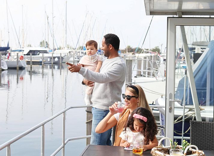 Verblijf 220348 - Boot Zuidelijk Flevoland - Havenlodge with roof terrace and balcony (4-6 pers) Almere