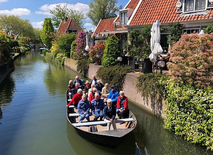 Historische Fassade des Hotel & Restaurant De Fortuna in Edam, Nordholland.