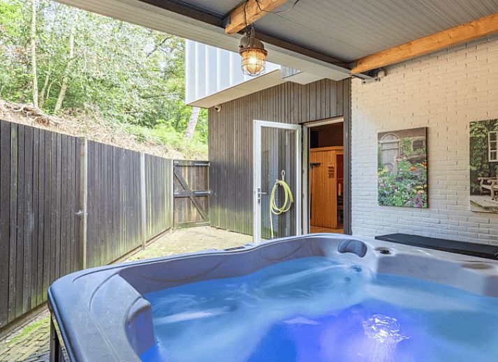 Essecke und Schlafzimmer im Ferienhaus in Appelscha, Friesische Waelder, Friesland