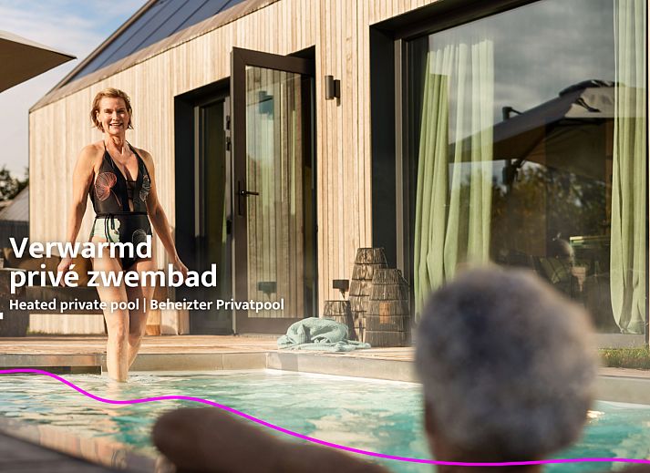 Fruehstueck auf der Terrasse von Unbrick One, Ferienhaus in Appelscha, Friesische Waelder.