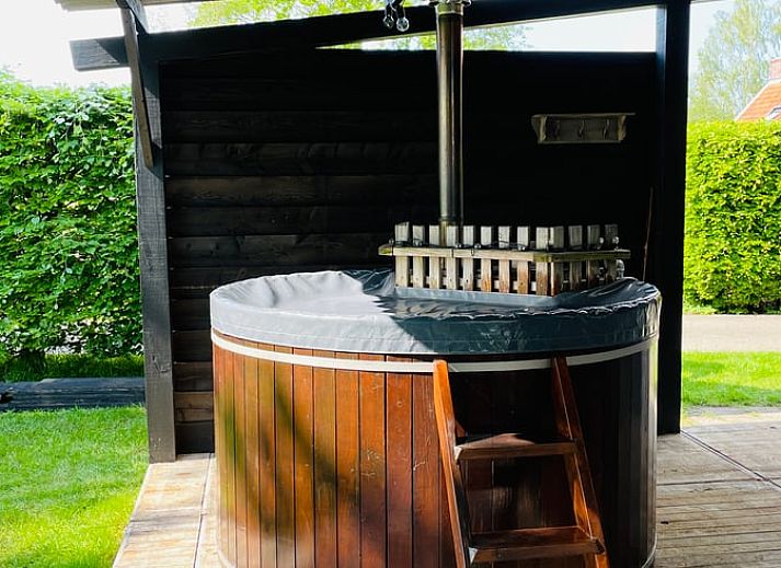 Guest house 230409 - Holiday property Friese bossen - Huisje in Oldeberkoop