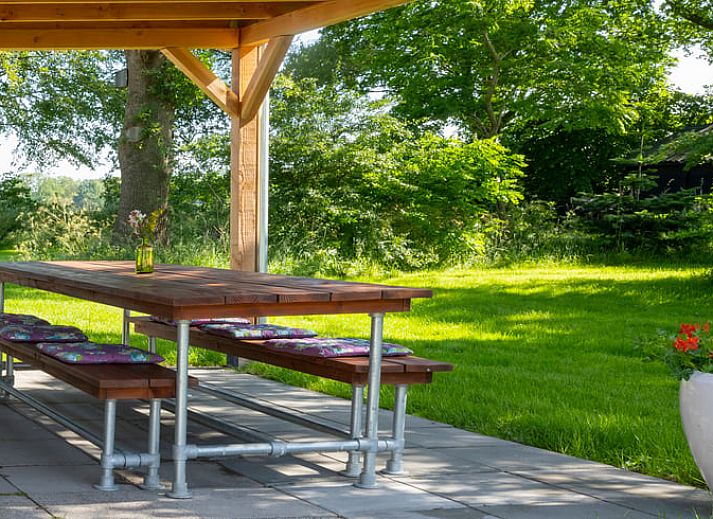 Aerial view of Holiday home in Haule, surrounded by lush nature in Friesland.