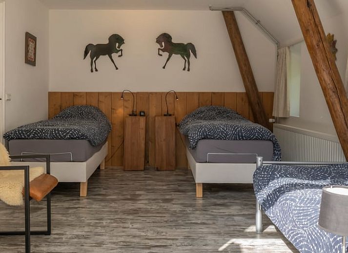 Sunny veranda of cottage in Haule, ideal for relaxation in Friesland.