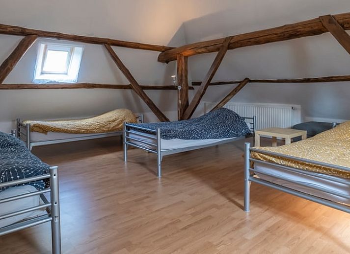 Modern kitchen in Holiday home in Haule, perfect for cooking during your stay in Friesland.