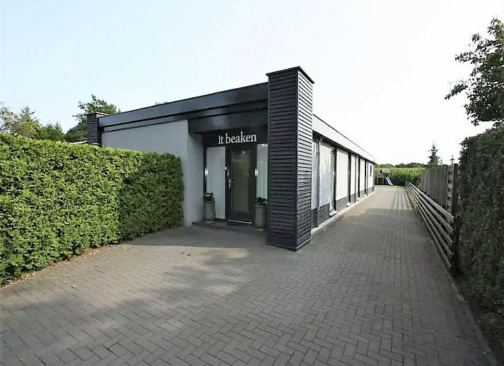 Verblijf 230911 • Vakantiewoning Friese bossen • Huiselijke groepsaccommodatie met gratis WiFi in Bakkeveen 