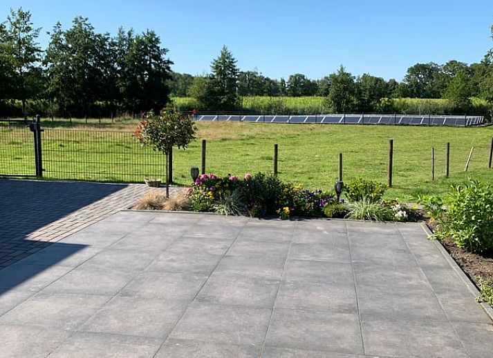 Comfortabele woonkamer in Vakantiehuis in Houtigehage, Friesland.