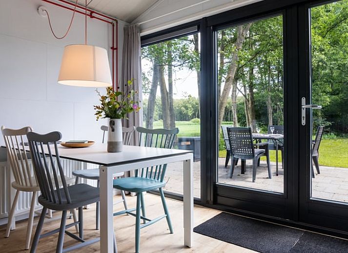 Ferienhaus in Ravenswoud, ein Ferienhaus in den friesischen Waeldern von Friesland, umgeben von Natur und Ruhe.