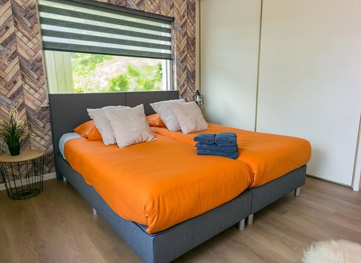 Ferienhaus in Stavoren mit Terrasse und Blick auf den Yachthafen in Friesland.