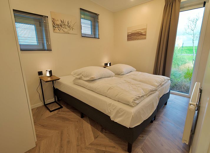 Freistehendes Haus in Hindeloopen, Friesland, umgeben von grner Natur und dem rustikalen Charme der elf friesischen Stdte.