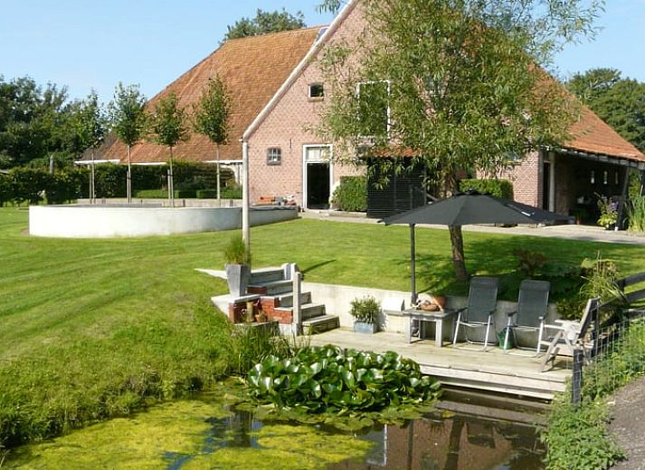 Moderne Kueche in Cottage in Bolsward, Ferienhaus in Friesland, perfekt fuer kulinarische Erlebnisse.