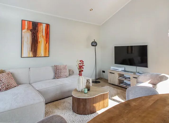 Guest house 260123 - Bungalow Het Friese platteland - 4-6 persoons wellness lodge | 4-6B2