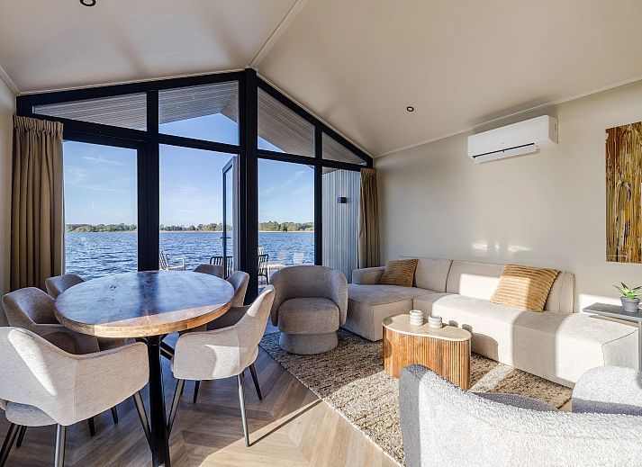 Guest house 260147 - Bungalow Het Friese platteland - 4-6 persoons lodge | 4-6B1