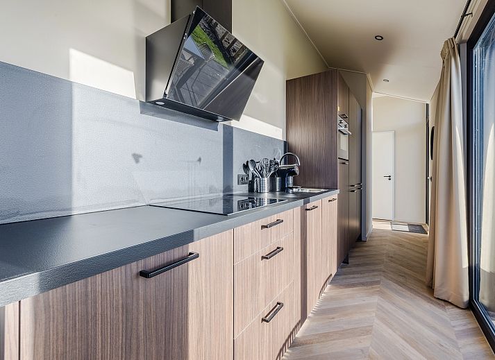 Guest house 260149 - Bungalow Het Friese platteland - 4-6 persoons lodge - Extra toegankelijk | 4-6BT