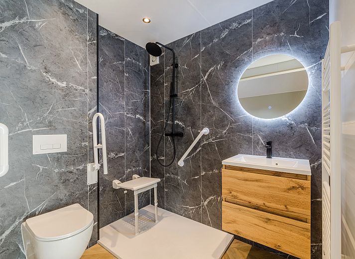 Guest house 260149 - Bungalow Het Friese platteland - 4-6 persoons lodge - Extra toegankelijk | 4-6BT