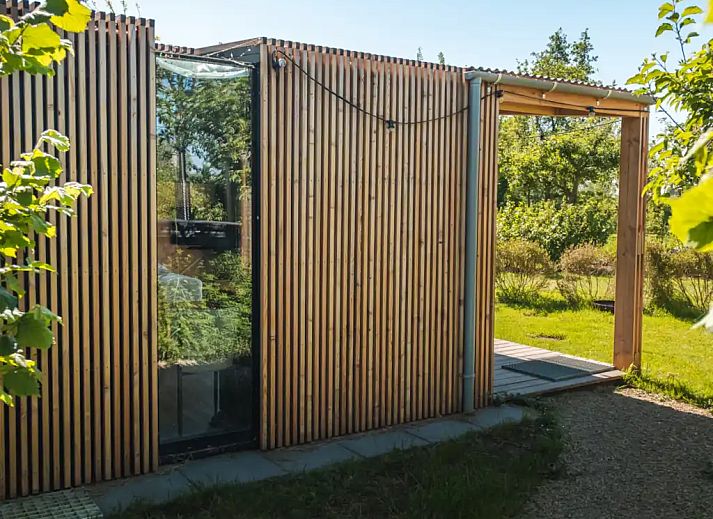 Guest house 260513 - Holiday property Het Friese platteland - Wetland Cabin met hottub