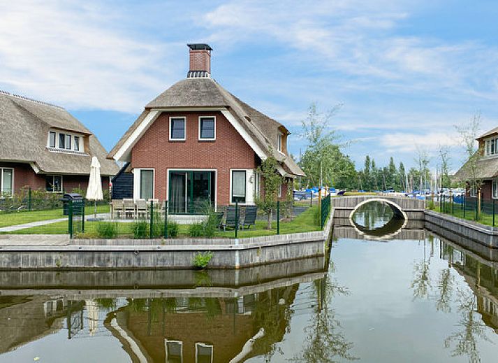 Verblijf 2610308 • Vakantiewoning Het Friese platteland • Vakantiehuis voor 6 personen in Idskenhuizen
