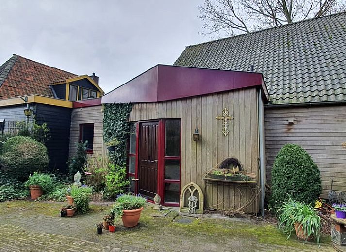 Guest house 2610512 - Holiday property Het Friese platteland - Huisje in Easterein