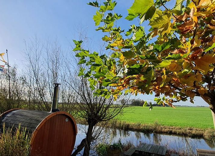 Guest house 2610512 - Holiday property Het Friese platteland - Huisje in Easterein