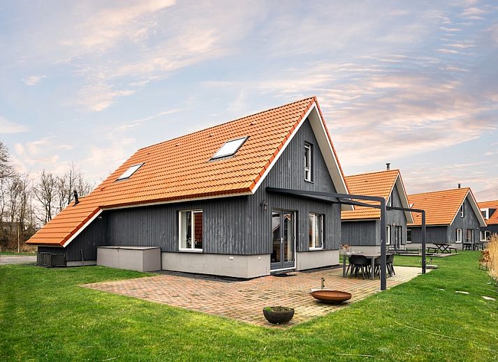 Verblijf 2611005 • Vakantiewoning Het Friese platteland • Strandlodge 4
