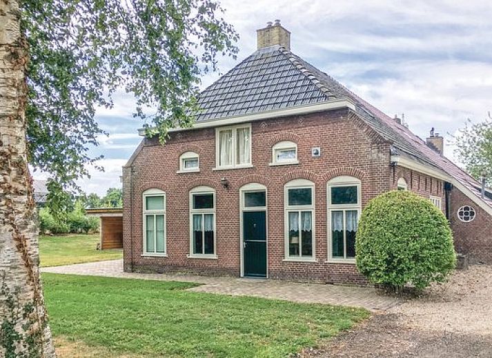 Verblijf 2611501 • Vakantiewoning Het Friese platteland • Vakantiehuis voor 6 personen in Surhuizum