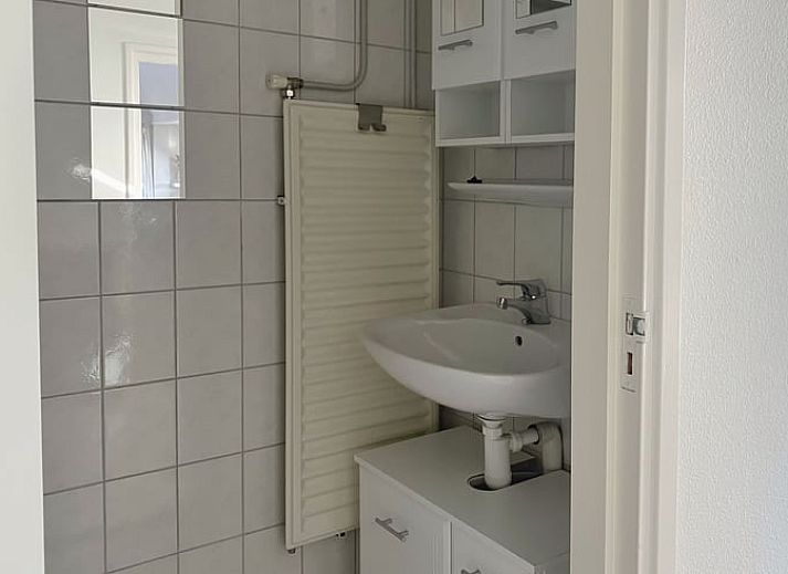 Comfortabele zitruimte in Huisje in Loenga met uitzicht op het Friese platteland.