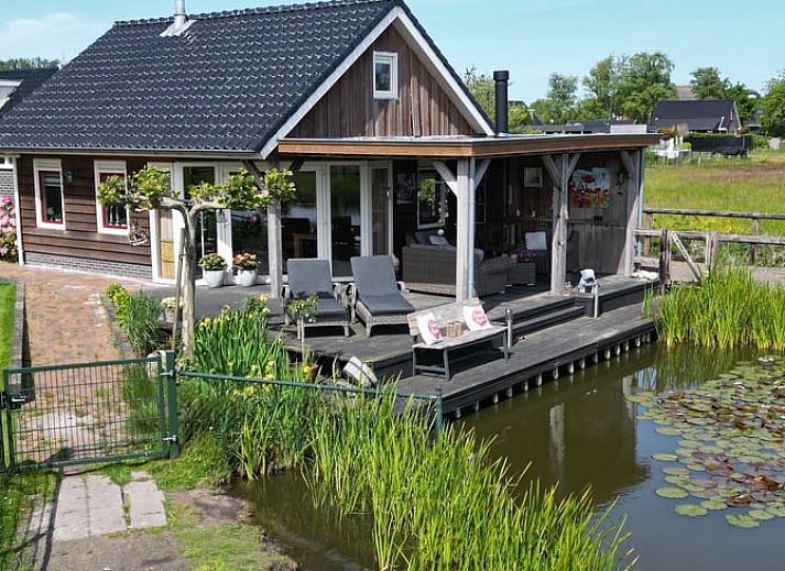 Guest house 2615702 • Holiday property Het Friese platteland • Vakantiehuis in Surhuisterveen 