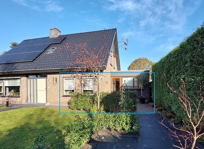 Vacation home FR440 in Surhuisterveen with sunny garden in the Frisian countryside.