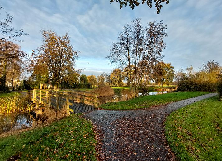 Attractive bedroom in vacation home FR440 in the Frisian countryside with comfortable bed.