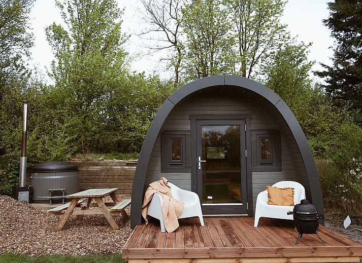 Unterkunft 2617707 - Ferienhaus Het Friese platteland - Glamping Pod met Hottub