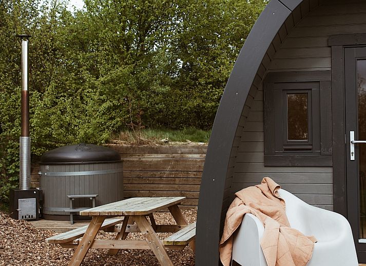 Unterkunft 2617707 - Ferienhaus Het Friese platteland - Glamping Pod met Hottub