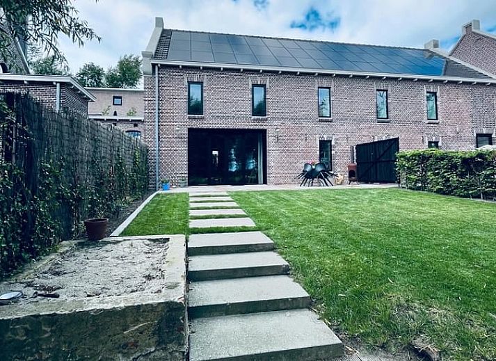 Verblijf 2617802 • Vakantiewoning Het Friese platteland • Vakantiehuisje in Lioessens