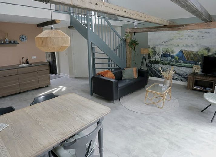 Huisje in Bornwird, vakantiehuis op het Friese platteland met groene omgeving.