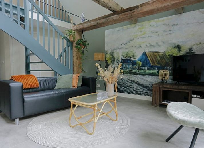 Huisje in Bornwird, vakantiehuis op het Friese platteland met groene omgeving.