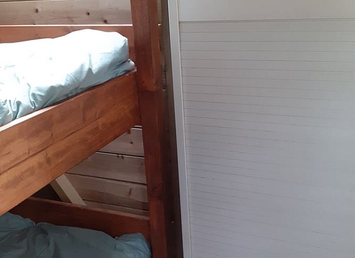 Ontspannen in een hottub met uitzicht op de Friese natuur in Vakantiehuisje in Jislum.