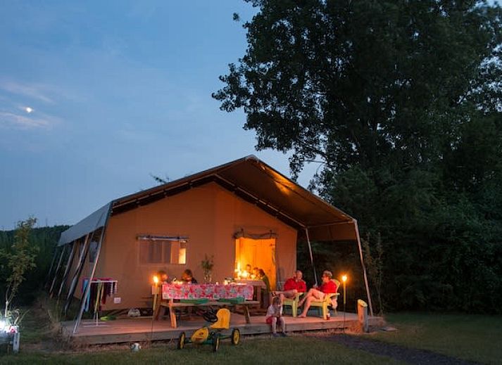 Guest house 2620902 - Tent house Het Friese platteland - Safaritent + Airco