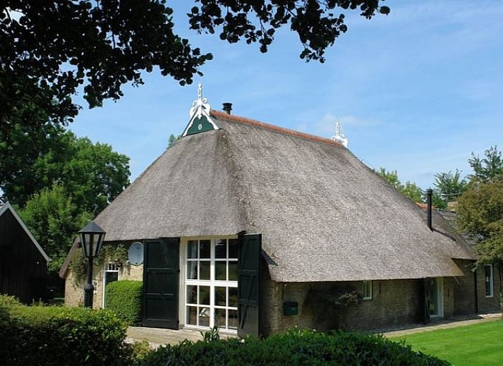 Verblijf 262404 • Vakantiewoning Het Friese platteland • Natuurhuisje in Augustinusga